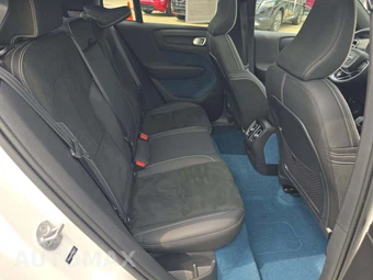 2023 Volvo C40 Recharge P8 Ultimate - miniatura 14