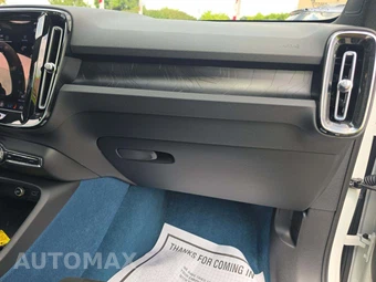 2023 Volvo C40 Recharge P8 Ultimate - miniatura 17