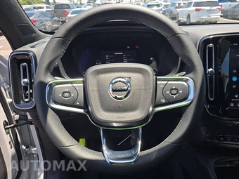2023 Volvo C40 Recharge P8 Ultimate - miniatura 10
