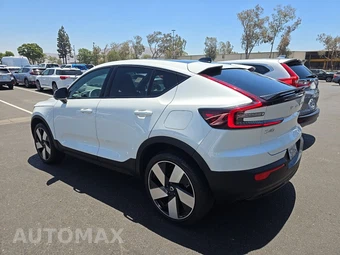 2023 Volvo C40 Recharge P8 Ultimate - miniatura 6