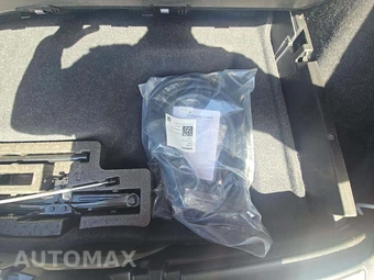 2023 Volvo C40 Recharge P8 Ultimate - miniatura 15