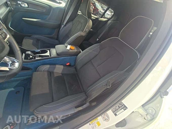2023 Volvo C40 Recharge P8 Ultimate - miniatura 6
