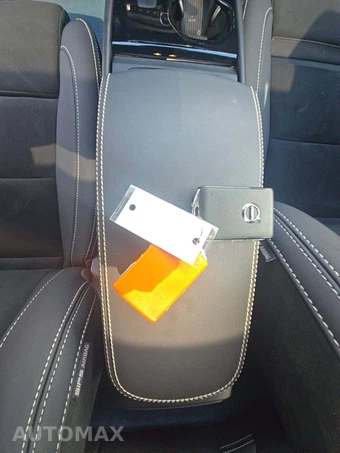 2023 Volvo C40 Recharge P8 Ultimate - miniatura 8
