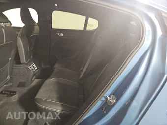 2023 Volvo C40 Recharge Plus - miniatura 13