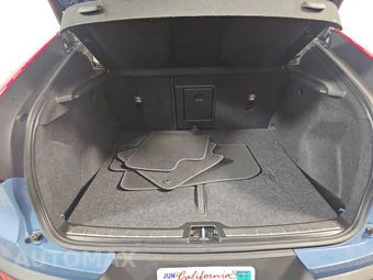 2023 Volvo C40 Recharge Plus - miniatura 16
