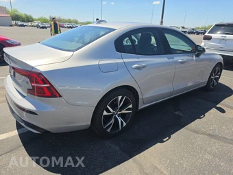 2023 Volvo S60 B5 Core Dark – miniatura 4