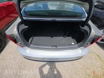 2023 Volvo S60 B5 Core Dark – miniatura 14