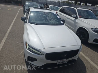 2023 Volvo S60 B5 Plus – miniatura 2
