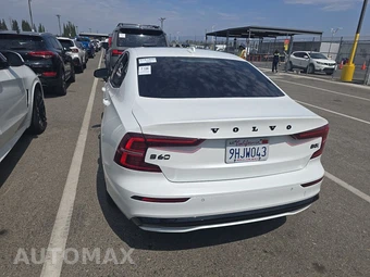 2023 Volvo S60 B5 Plus – miniatura 5