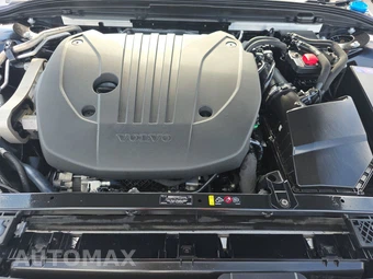 2023 Volvo S60 B5 Plus Black Edition – miniatura 15