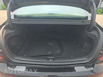 2023 Volvo S60 B5 Plus Black Edition - miniatura 14