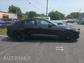 2023 Volvo S60 B5 Plus Black Edition - miniatura 4