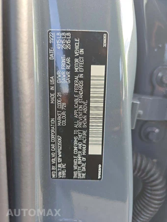 2023 Volvo S60 B5 Plus Dark – miniatura 2