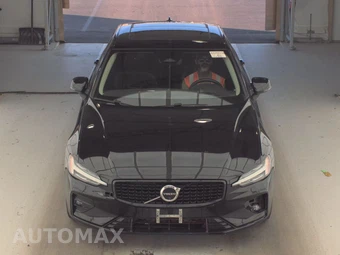 2023 Volvo S60 B5 Ultimate Dark - miniatura 2
