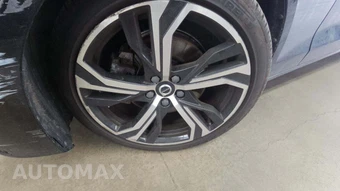 2023 Volvo S60 B5 Ultimate Dark - miniatura 37