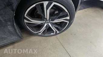 2023 Volvo S60 B5 Ultimate Dark - miniatura 38