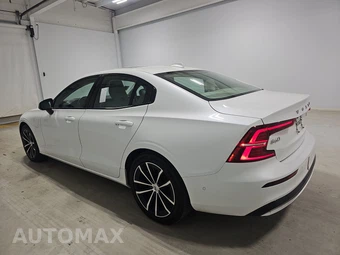 2023 Volvo S60 Recharge Plug-In Hybrid T8 Plus Dark Theme - miniatura 6
