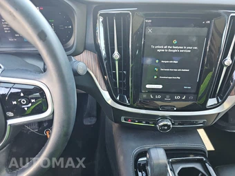 2023 Volvo S60 Recharge Plug-In Hybrid T8 Plus Dark Theme - miniatura 11