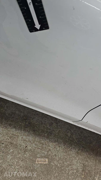 2023 Volvo S60 Recharge Plug-In Hybrid T8 Plus Dark Theme - miniatura 28