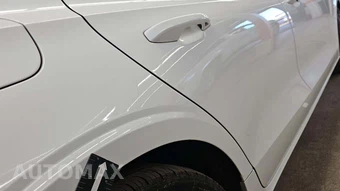 2023 Volvo S60 Recharge Plug-In Hybrid T8 Plus Dark Theme - miniatura 29