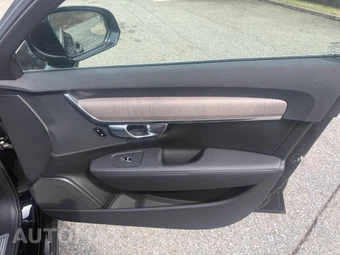 2023 Volvo S90 B6 Plus - miniatura 6