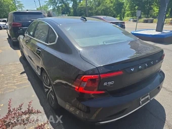 2023 Volvo S90 B6 Plus – miniatura 6