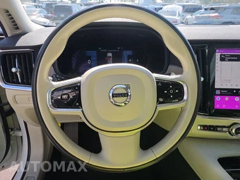 2023 Volvo S90 B6 Plus - miniatura 10