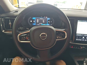 2023 Volvo V60 Cross Country B5 Plus – miniatura 10