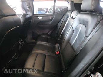 2023 Volvo XC40 B4 Core - miniatura 13