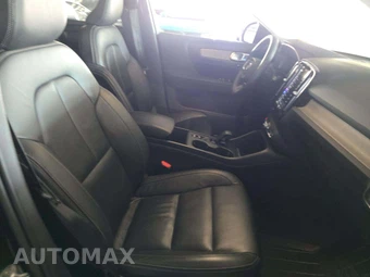 2023 Volvo XC40 B4 Core - miniatura 18