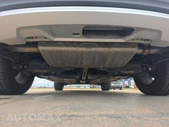 2023 Volvo XC40 B4 Plus Bright Theme – miniatura 12