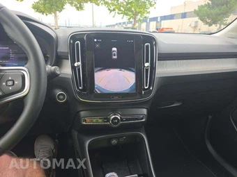 2023 Volvo XC40 B4 Plus Bright Theme – miniatura 7