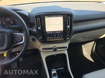 2023 Volvo XC40 B4 Plus Bright Theme – miniatura 11