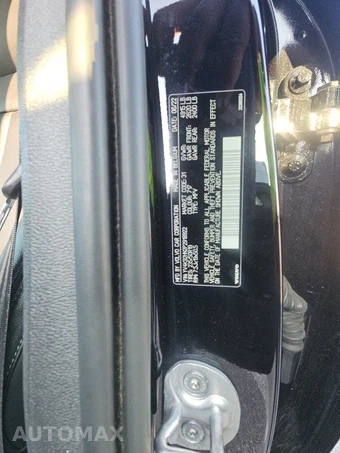 2023 Volvo XC40 B4 Plus Bright Theme – miniatura 14