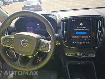 2023 Volvo XC40 B4 Plus Bright Theme – miniatura 11