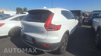 2023 Volvo XC40 B4 Plus Bright Theme – miniatura 20