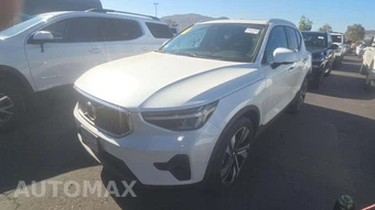 2023 Volvo XC40 B4 Plus Bright Theme – miniatura 24