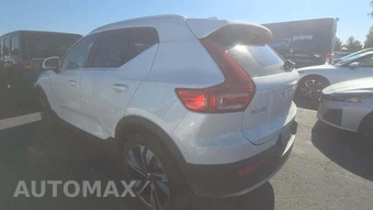 2023 Volvo XC40 B4 Plus Bright Theme – miniatura 26