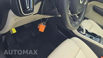 2023 Volvo XC40 B4 Plus Dark Theme – miniatura 20