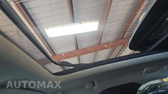 2023 Volvo XC40 B4 Plus Dark Theme – miniatura 23