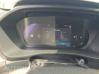 2023 Volvo XC40 B4 Ultimate Dark Theme - miniatura 12