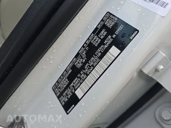 2023 Volvo XC40 B4 Ultimate Dark Theme - miniatura 14