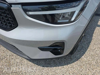 2023 Volvo XC40 B4 Ultimate Dark Theme – miniatura 21