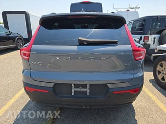 2023 Volvo XC40 B4 Ultimate Dark Theme – miniatura 5
