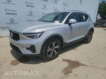 2023 Volvo XC40 B5 Core