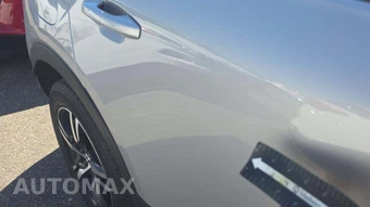 2023 Volvo XC40 B5 Core – miniatura 23