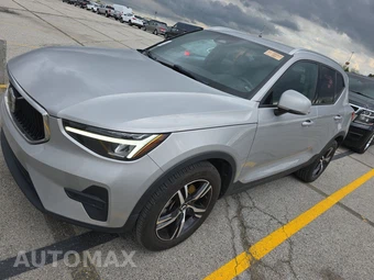2023 Volvo XC40 B5 Core