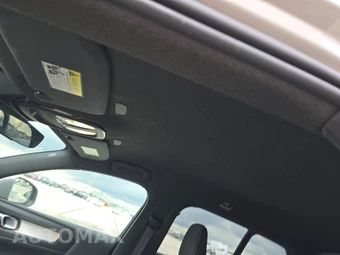 2023 Volvo XC40 B5 Core - miniatura 17