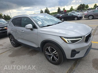 2023 Volvo XC40 B5 Core - miniatura 3
