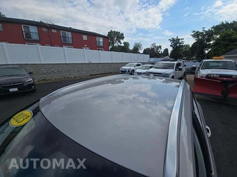 2023 Volvo XC40 B5 Core – miniatura 9